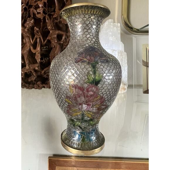 Vintage Chinese Cloisonné Enamel Vase Floral Design Brass Rim Mid Century - Picture 11 of 12